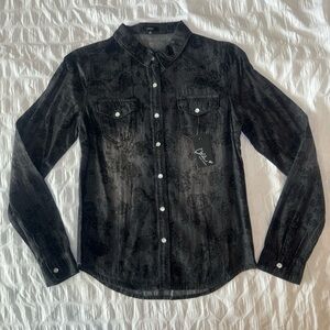 Chiqle Dark Wash Long Sleeve Button-Up, Small Women